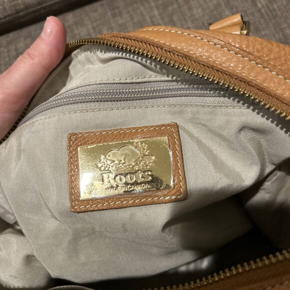 Roots Leather Leader Overnight Bag Duffle Carry On Banff Natural Color Small - Picture 14 of 16